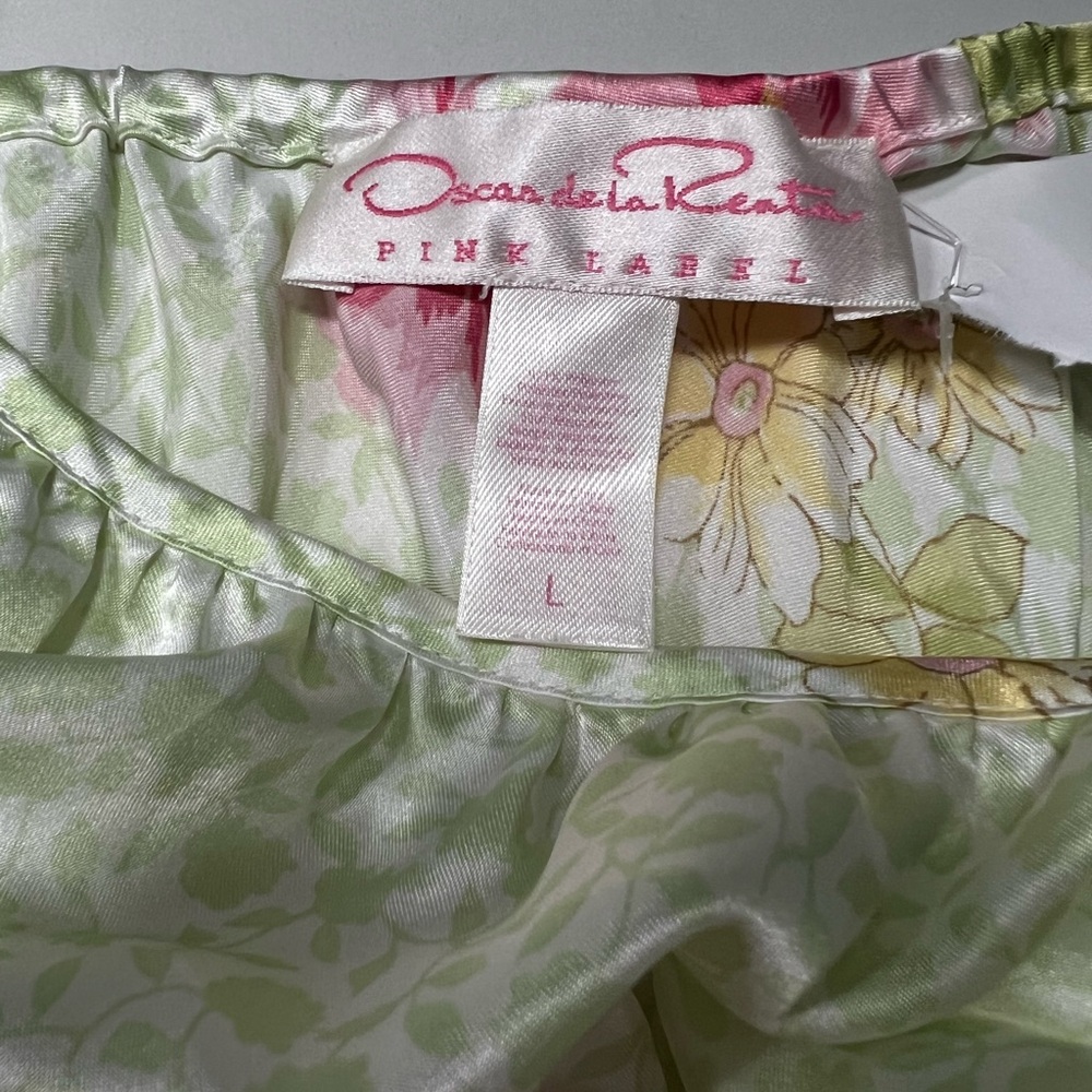 Oscar De La Renta SilkyFloral Print Chemise with Pink Accents. In EUC. Size L - Picture 9 of 9